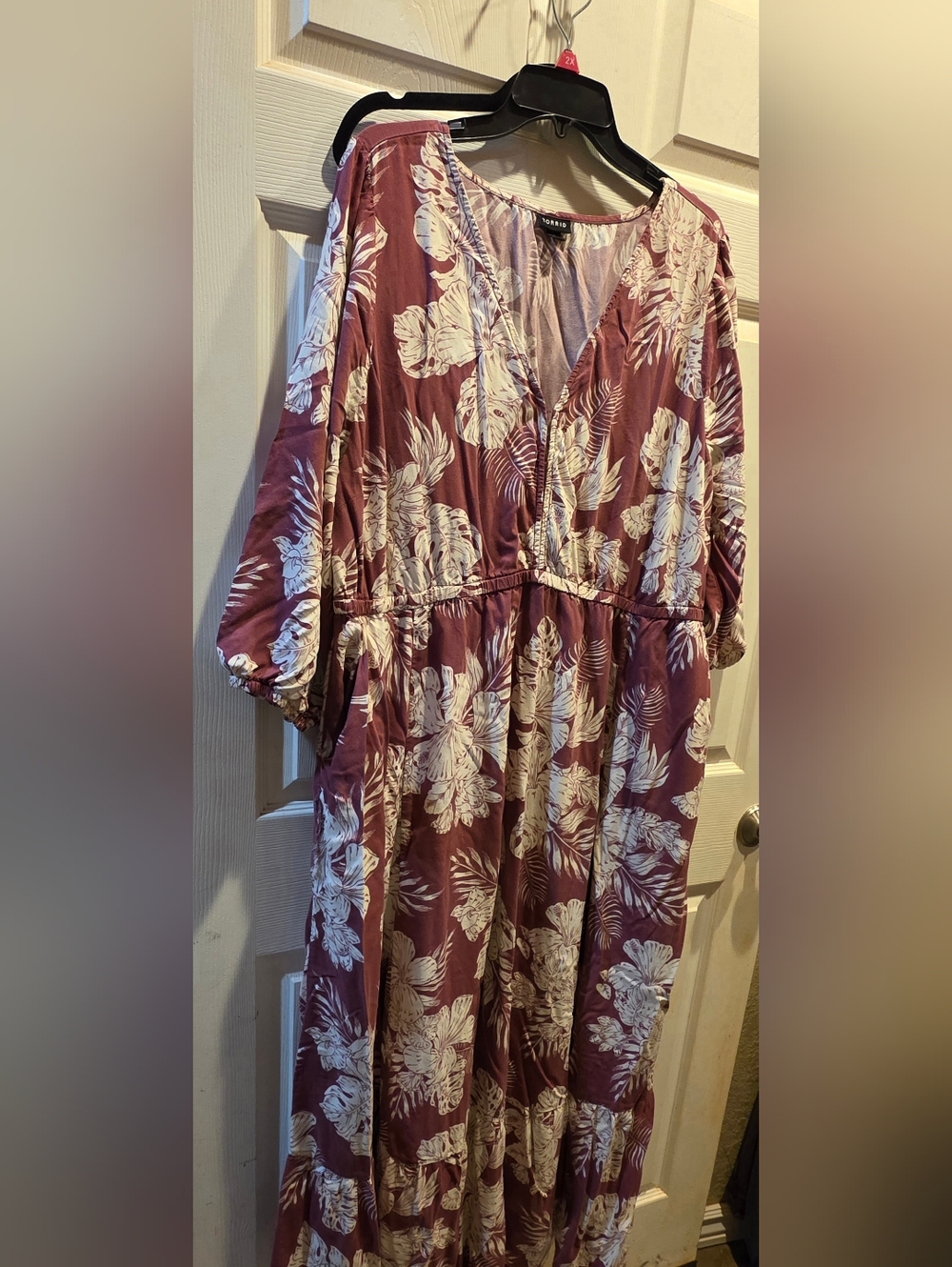 Floral V-Neck Maxi Dress in Mauve and White
